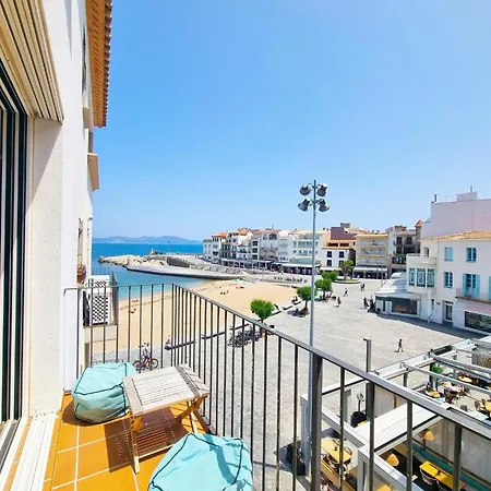 Apartment Centrally Located In L Escala L'Escala