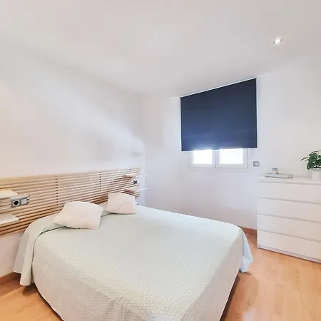 Apartment Centrally Located In L Escala
